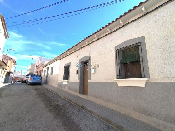Foto 1 de Casa en venda a Orihuela ciudad de 3 habitacions i 145 m²