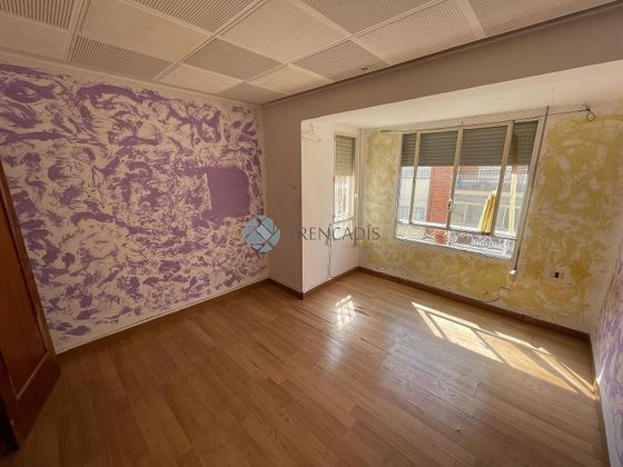 Foto 2 de Venta de piso en Camino de Onda - Salesianos - Centro de 2 habitaciones y 56 m²