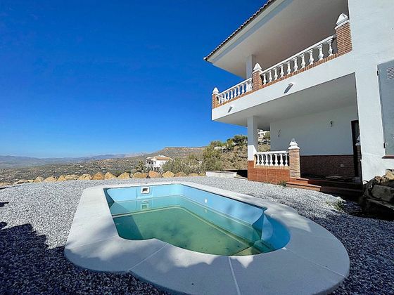 Foto 1 de Xalet en venda a calle De Los Colmenares de 3 habitacions amb terrassa i piscina