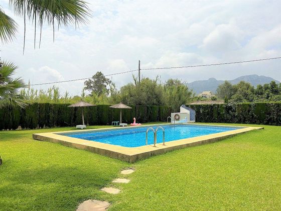 Foto 2 de Venta de casa en Devesses - Monte Pego de 3 habitaciones con terraza y piscina