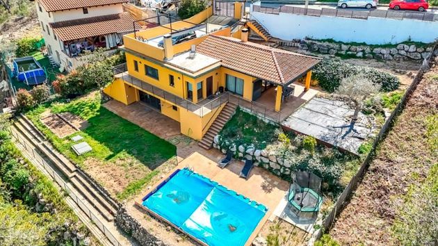 Foto 2 de Venta de chalet en Mas Milà de 4 habitaciones con terraza y piscina
