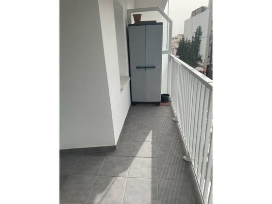 Foto 1 de Venta de piso en Santa Maria-Eixample-Sud Sumella de 3 habitaciones con terraza