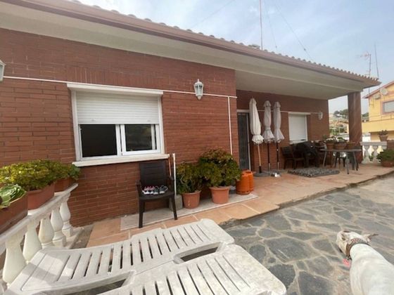 Foto 1 de Casa en venda a Castellet i la Gornal de 4 habitacions amb terrassa i jardí