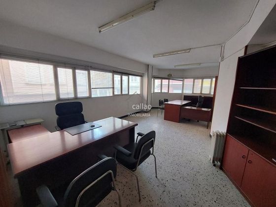 Foto 1 de Oficina en venda a Praza de España de 69 m²