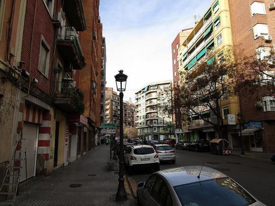 Foto 1 de Local en lloguer a calle De Pere Aleixandre de 120 m²