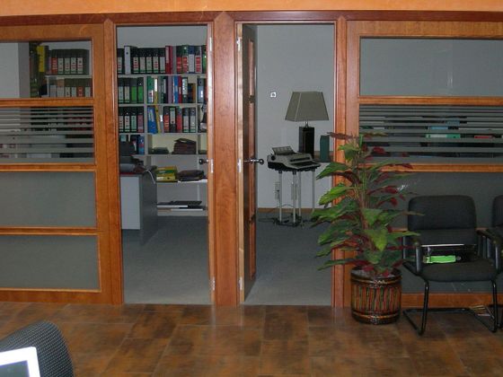Foto 2 de Oficina en venda a La Salut amb terrassa i calefacció