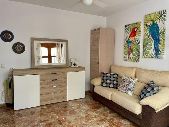 Foto 1 de Pis en lloguer a Casco Histórico de 3 habitacions amb terrassa i mobles