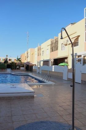 Foto 1 de Àtic en venda a calle Santa Alicia de 2 habitacions amb terrassa i piscina