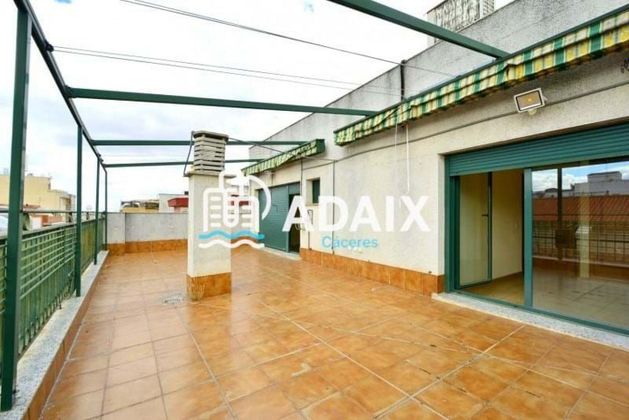 Foto 2 de Àtic en venda a Centro - Cáceres de 5 habitacions amb terrassa i garatge