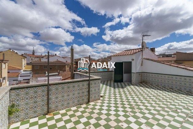 Foto 1 de Casa en venda a Centro - Cáceres de 5 habitacions amb terrassa i garatge