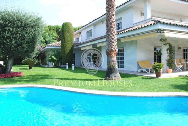 Foto 2 de Xalet en venda a Masnou de 5 habitacions amb terrassa i piscina