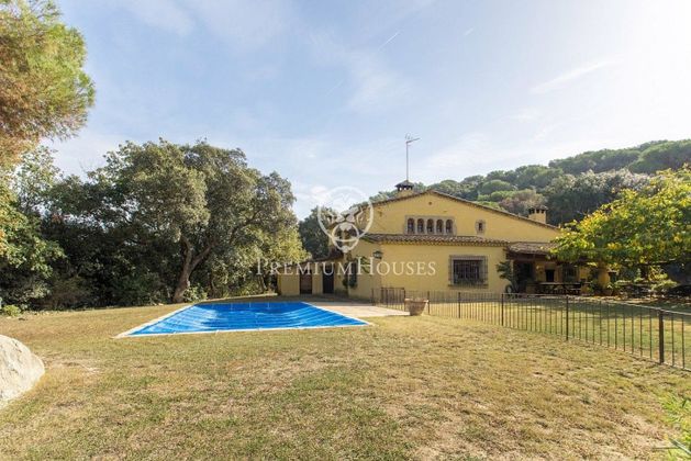 Foto 1 de Casa rural en venda a Vilanova del Vallès de 5 habitacions amb terrassa i piscina