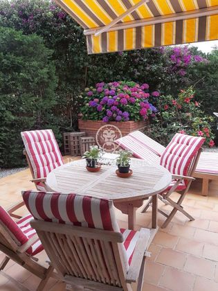 Foto 2 de Piso en venta en Montgat de 2 habitaciones con jardín y aire acondicionado