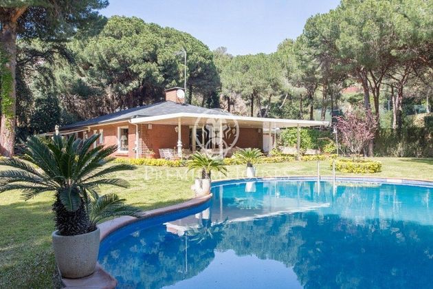 Foto 1 de Xalet en venda a Sant Andreu de Llavaneres de 14 habitacions amb terrassa i piscina