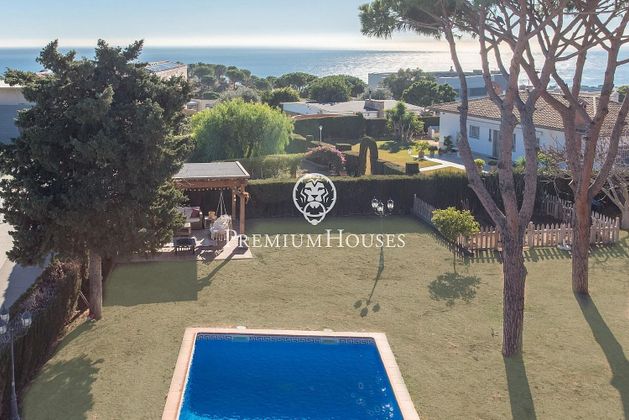 Foto 1 de Casa en venda a Urbanitzacions de 6 habitacions amb terrassa i piscina