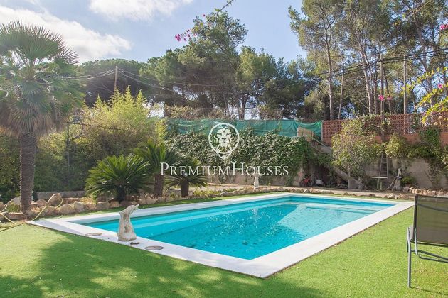 Foto 2 de Xalet en venda a El Palau - Escorxador de 5 habitacions amb piscina i jardí