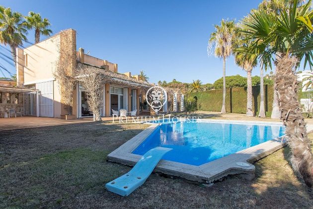 Foto 1 de Xalet en venda a S'Agaró de 6 habitacions amb terrassa i piscina