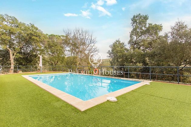 Foto 2 de Casa rural en venda a Vallgorguina de 15 habitacions amb piscina i jardí