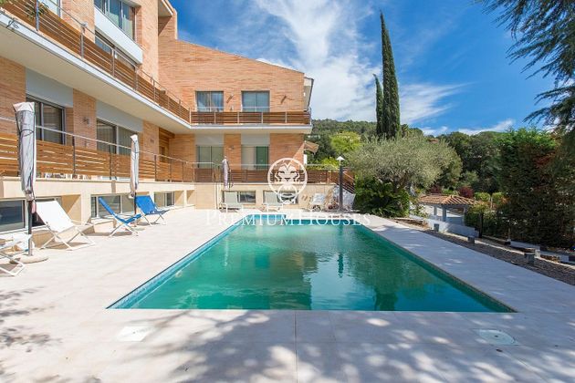 Foto 2 de Xalet en venda a Vallromanes de 5 habitacions amb terrassa i piscina