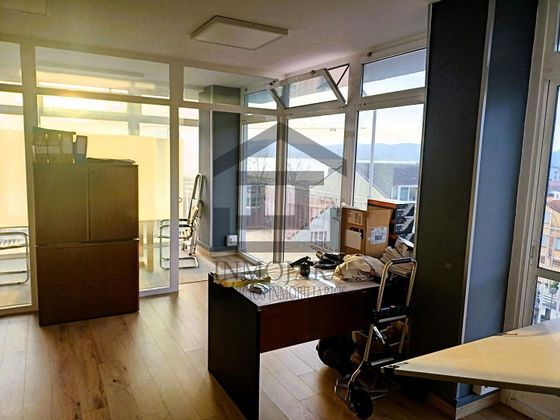 Foto 2 de Alquiler de oficina en Moaña con terraza y ascensor