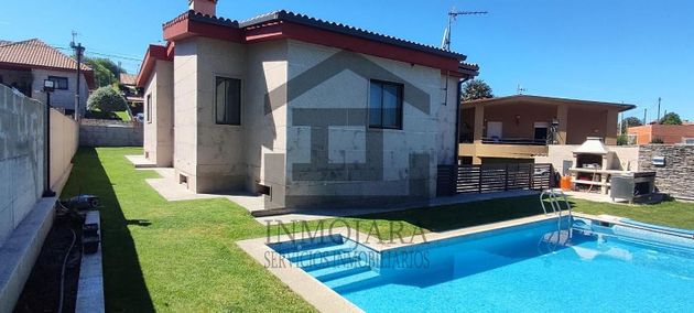 Foto 1 de Venta de casa en Mos de 4 habitaciones con terraza y piscina