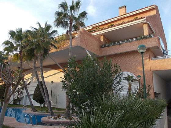 Foto 1 de Casa en venta en Cabo de las Huertas de 8 habitaciones con terraza y piscina