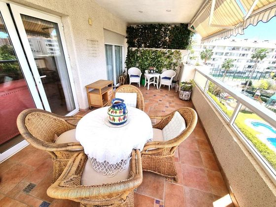 Foto 2 de Pis en venda a avenida Pintor Fernando Soria de 3 habitacions amb terrassa i piscina