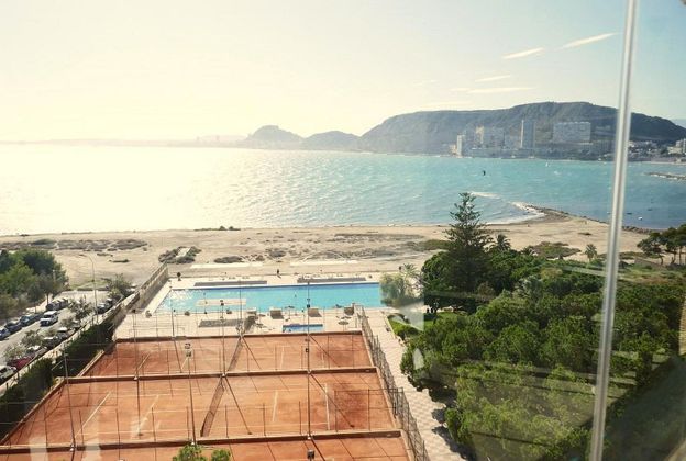 Foto 2 de Pis en venda a avenida De la Costa Blanca de 4 habitacions amb terrassa i piscina