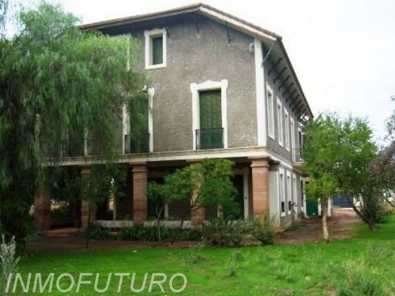 Foto 2 de Casa rural en venta en calle Herrera de 8 habitaciones con terraza y piscina