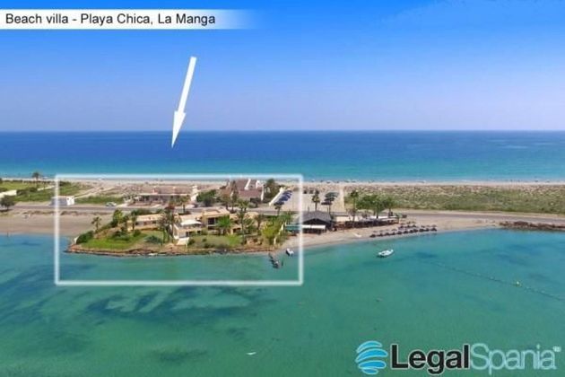 Foto 1 de Chalet en venta en Playa del Esparto-Veneziola de 7 habitaciones con terraza y piscina