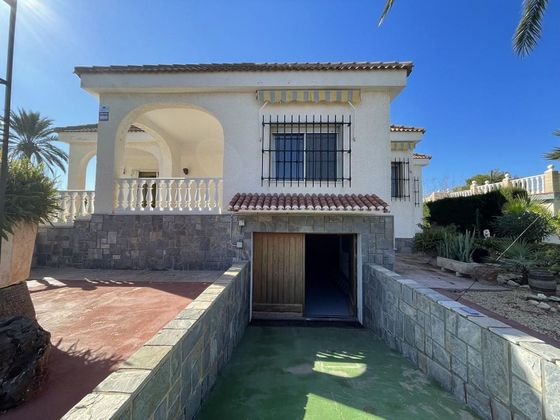 Foto 2 de Chalet en venta en Playa Honda - Playa Paraíso de 3 habitaciones con terraza y piscina