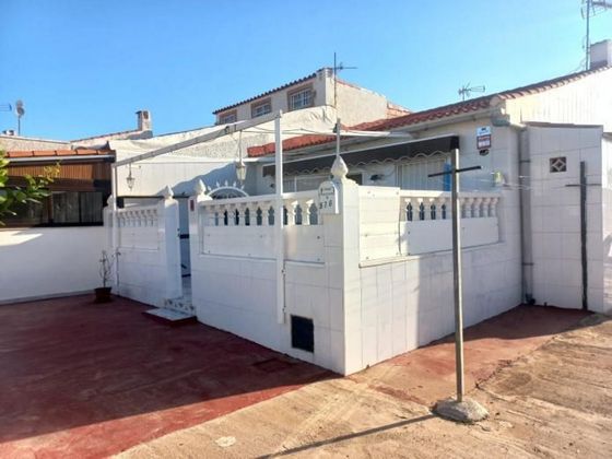 Foto 2 de Pis en venda a La Siesta - El Salado - Torreta de 3 habitacions amb terrassa