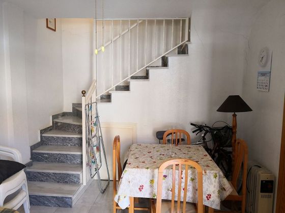 Foto 1 de Dúplex en venta en calle Montesa de 3 habitaciones con terraza y muebles
