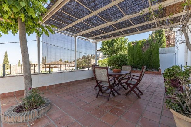 Foto 1 de Casa en venda a paseo Del Generalife de 4 habitacions amb terrassa i piscina