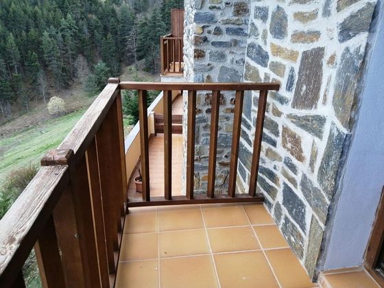 Foto 2 de Venta de piso en Alp de 3 habitaciones con garaje y balcón