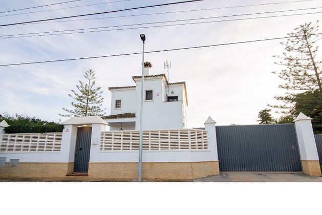 Foto 2 de Xalet en venda a Ctra de La Playa - La Coquina de 4 habitacions amb terrassa i piscina