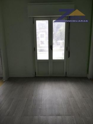 Foto 1 de Venta de piso en Abanto y Ciérvana-Abanto Zierbena de 2 habitaciones y 49 m²
