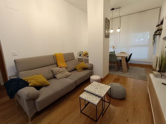 Foto 1 de Pis en venda a Centro - Desierto - Arrontegi de 2 habitacions amb garatge i aire acondicionat