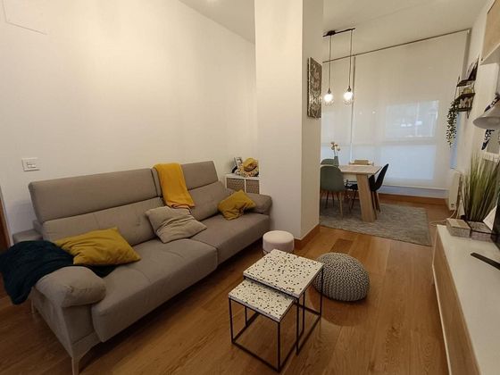 Foto 2 de Venta de piso en Centro - Desierto - Arrontegi de 2 habitaciones con garaje y aire acondicionado