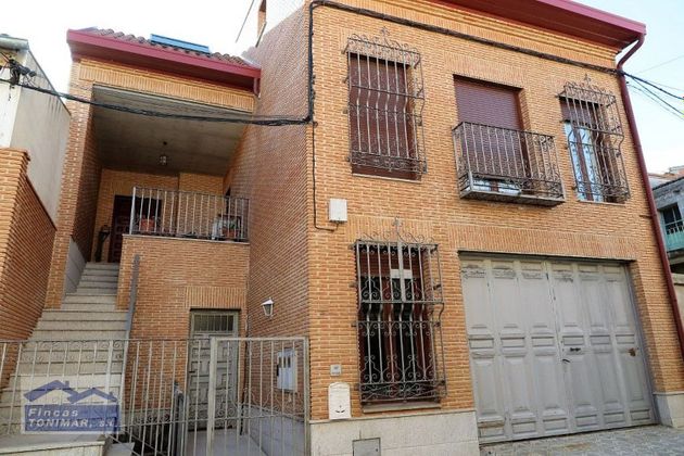 Foto 1 de Casa en venda a Valmojado de 5 habitacions amb terrassa i garatge
