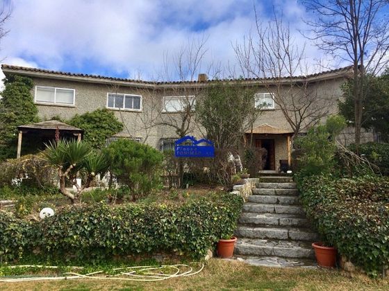 Foto 2 de Casa en venta en El Pinar - La Dehesa - Resto de Navalcarnero de 6 habitaciones con terraza y piscina