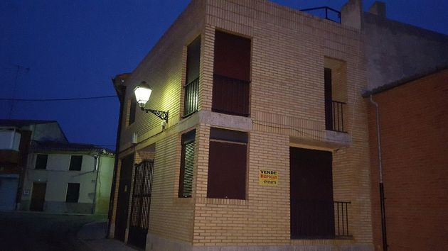 Foto 2 de Venta de casa adosada en Paredes de Nava de 3 habitaciones con garaje y calefacción