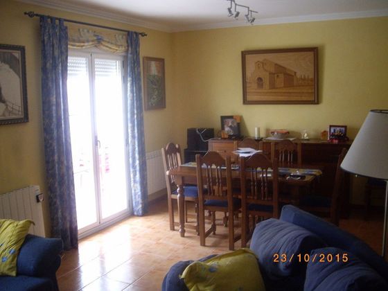Foto 2 de Venta de casa en Villamuriel de Cerrato de 5 habitaciones con garaje y calefacción