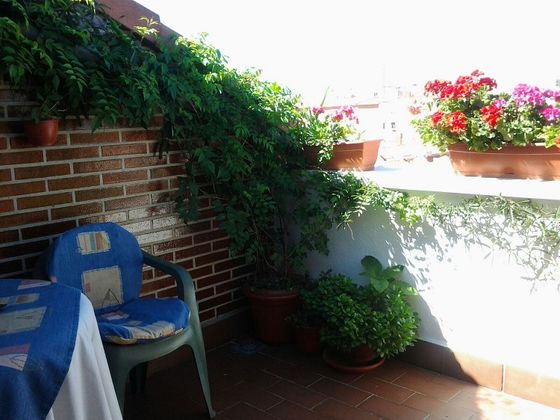 Foto 2 de Àtic en venda a Campo de la Juventud de 2 habitacions amb terrassa i calefacció