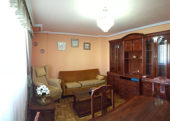 Foto 2 de Pis en venda a El Cristo de 2 habitacions amb garatge i mobles