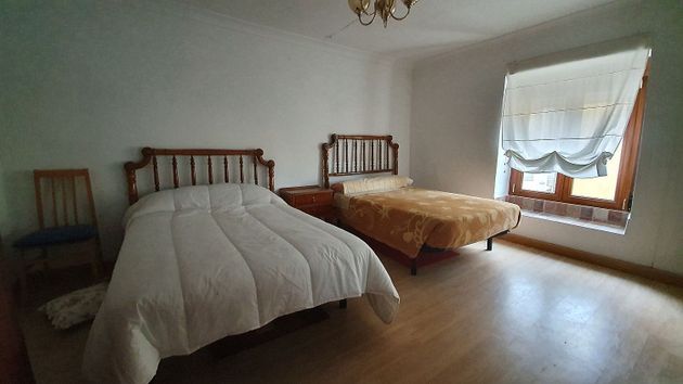 Foto 1 de Casa en venda a Abia de las Torres de 5 habitacions amb garatge