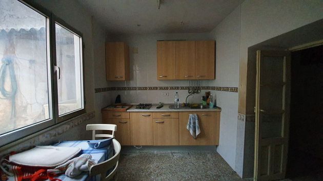 Foto 2 de Casa en venda a Abia de las Torres de 5 habitacions amb garatge