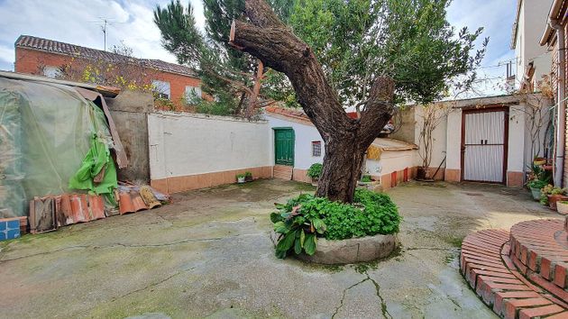 Foto 1 de Pis en venda a Venta de Baños de 3 habitacions amb terrassa i jardí