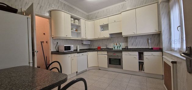 Foto 2 de Pis en venda a Centro - Palencia de 5 habitacions amb terrassa i calefacció