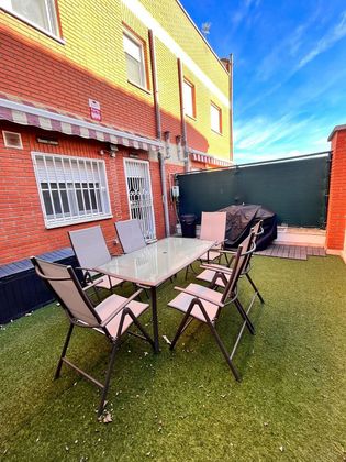 Foto 1 de Casa en venda a Villamuriel de Cerrato de 3 habitacions amb terrassa i garatge